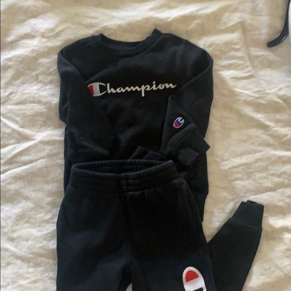 Boys 5 champion sweatsuit